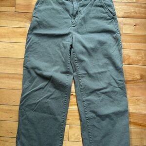 GAP Women's Chinos in Olive Green